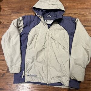 Women’s y2k Vintage Columbia Full Zip Jacket